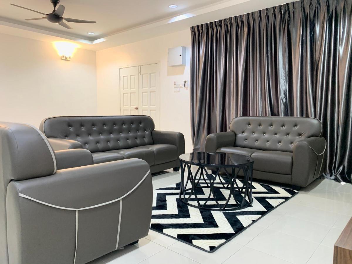Langkawi Cozy Holiday Home At Bukit Indah By Zervin Kuah Exteriör bild
